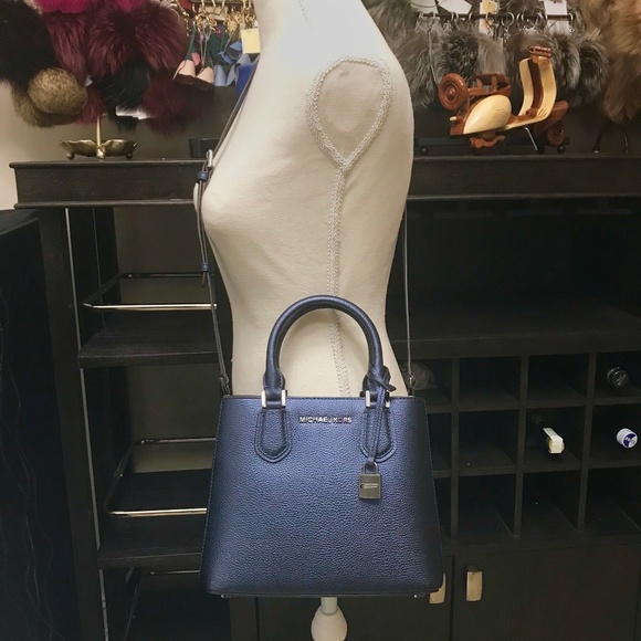 Michael Kors Adele Messenger Midnight Bag TZ Pouch - Picture 7 of 8